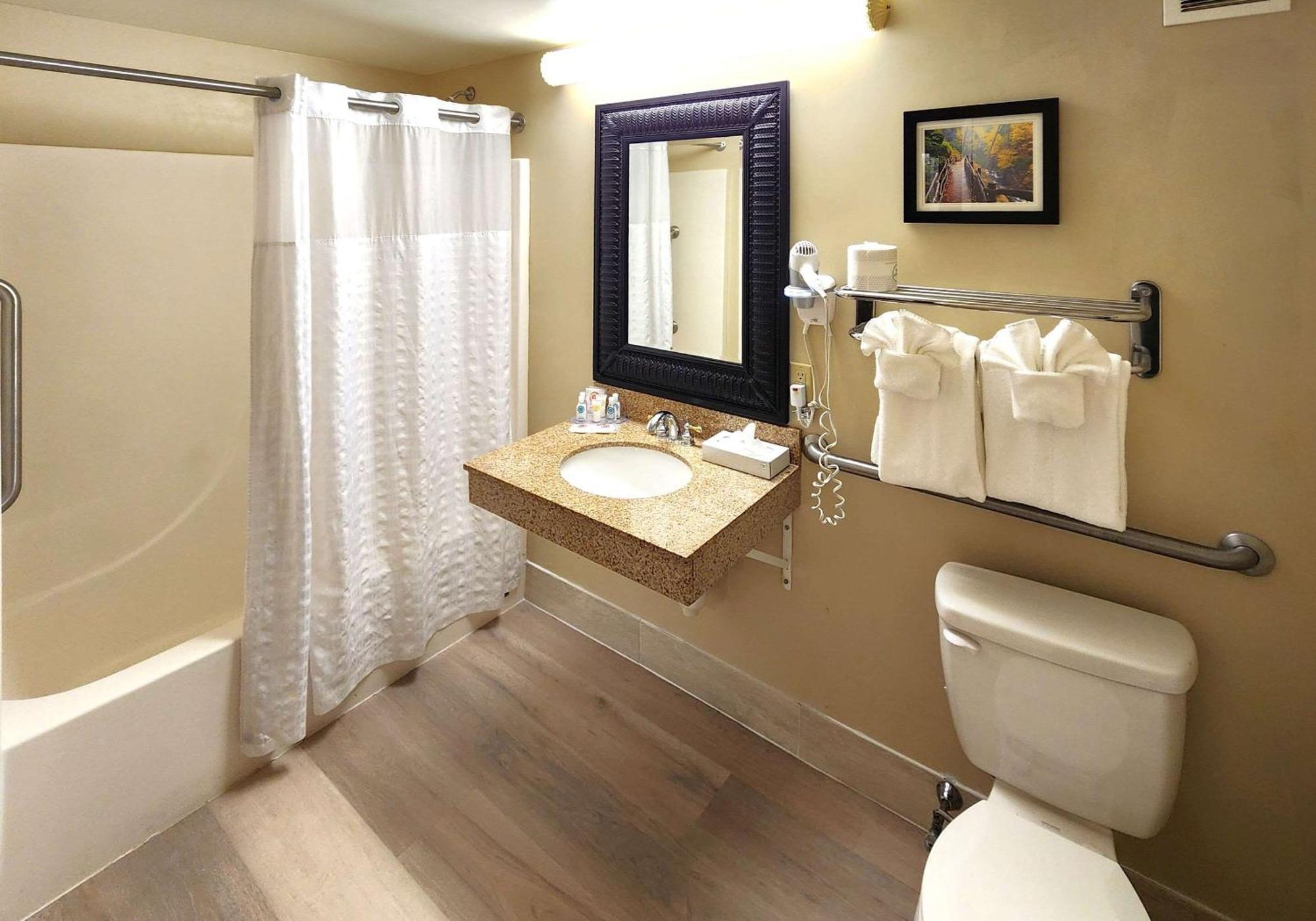 Comfort & Hotel 2*